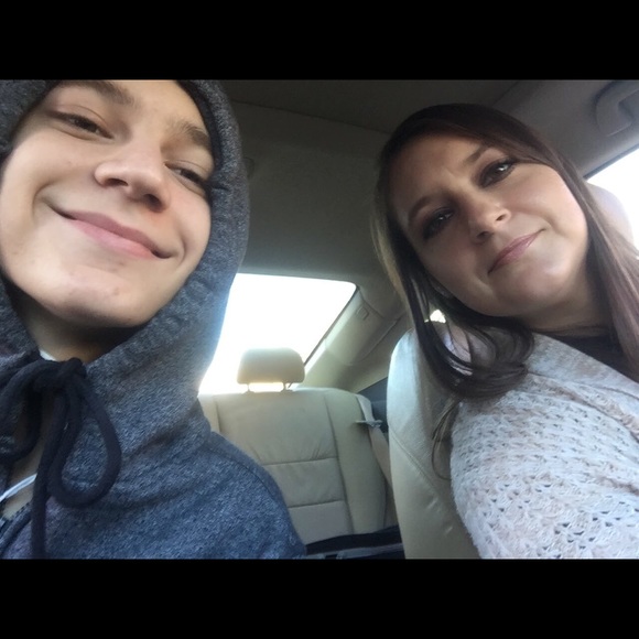 Meet your Posher, Ashley - Picture 8 of 8